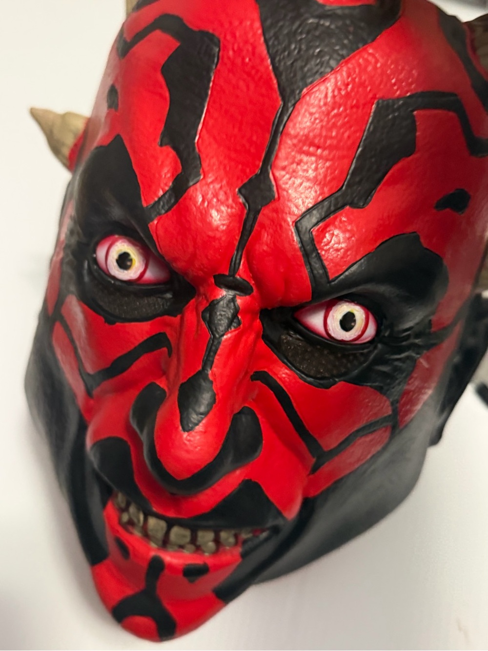 2 kinds and 5 adult masks 1/2 off